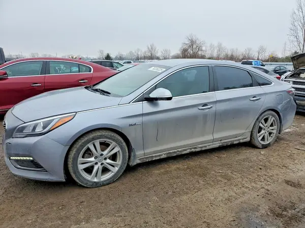 KMHE24L12GA010279 2016 HYUNDAI SONATA - Image 1