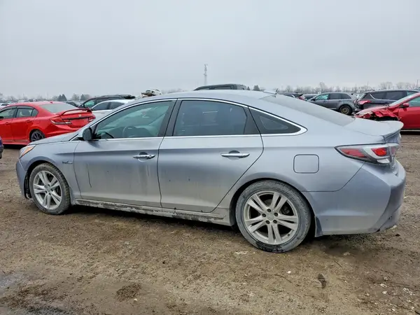 KMHE24L12GA010279 2016 HYUNDAI SONATA - Image 2