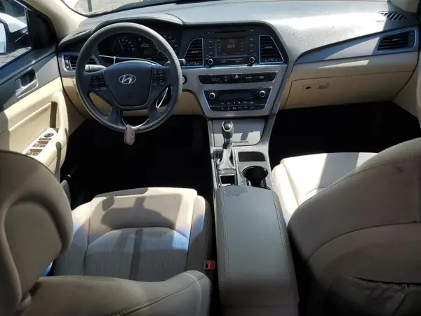KMHE24L12GA013957 2016 HYUNDAI SONATA - Image 8