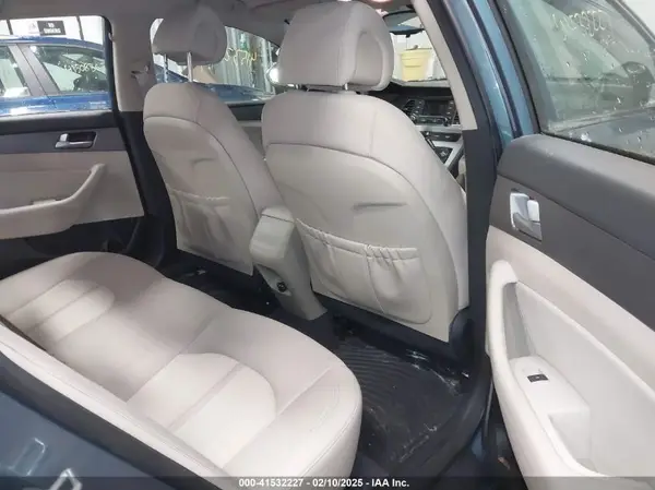 KMHE24L12GA015580 2016 HYUNDAI SONATA - Image 8