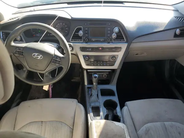 KMHE24L12GA016180 2016 HYUNDAI SONATA - Image 8