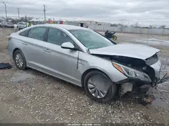KMHE24L12GA025249 2016 HYUNDAI SONATA