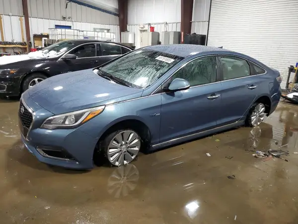 KMHE24L12GA025266 2016 HYUNDAI SONATA - Image 1