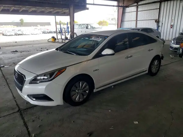 KMHE24L12GA027891 2016 HYUNDAI SONATA - Image 1