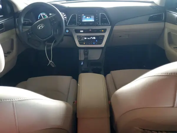 KMHE24L12GA027891 2016 HYUNDAI SONATA - Image 8