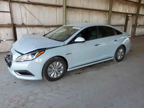 KMHE24L12GA030256 2016 HYUNDAI SONATA - Image 1