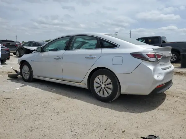 KMHE24L12GA036400 2016 HYUNDAI SONATA - Image 2