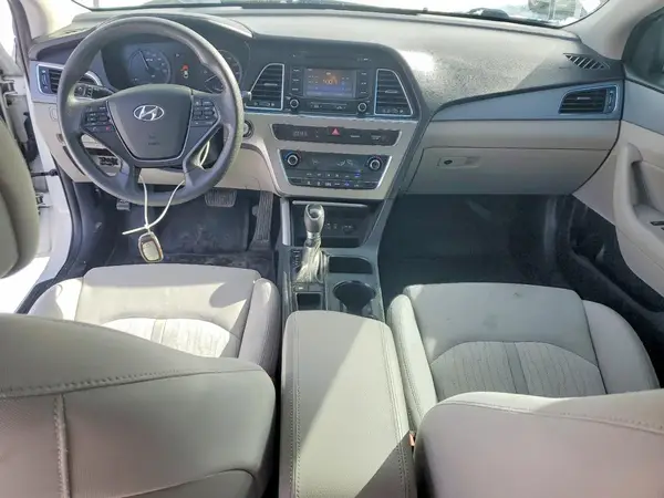 KMHE24L12GA040267 2016 HYUNDAI SONATA - Image 8