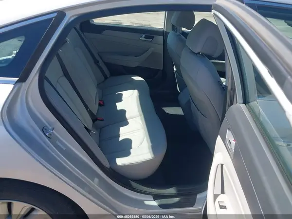 KMHE24L12GA041337 2016 HYUNDAI SONATA - Image 8