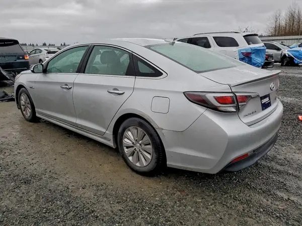 KMHE24L12HA046006 2017 HYUNDAI SONATA - Image 2