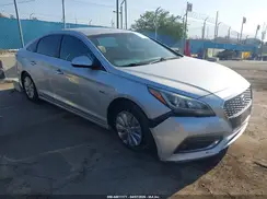 KMHE24L12HA048774 2017 HYUNDAI SONATA