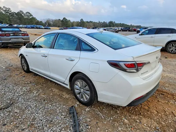 KMHE24L12HA060407 2017 HYUNDAI SONATA - Image 2
