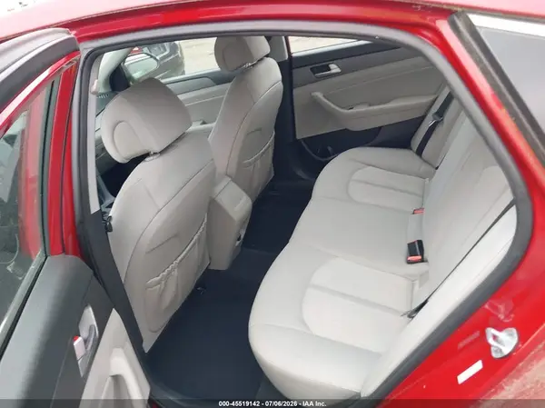 KMHE24L13GA011022 2016 HYUNDAI SONATA - Image 8
