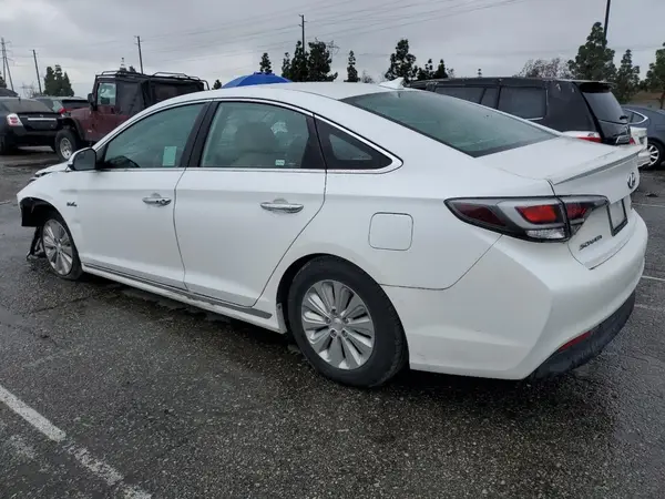 KMHE24L13GA012252 2016 HYUNDAI SONATA - Image 2