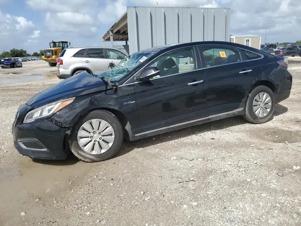 KMHE24L13GA015278 2016 HYUNDAI SONATA - Image 1