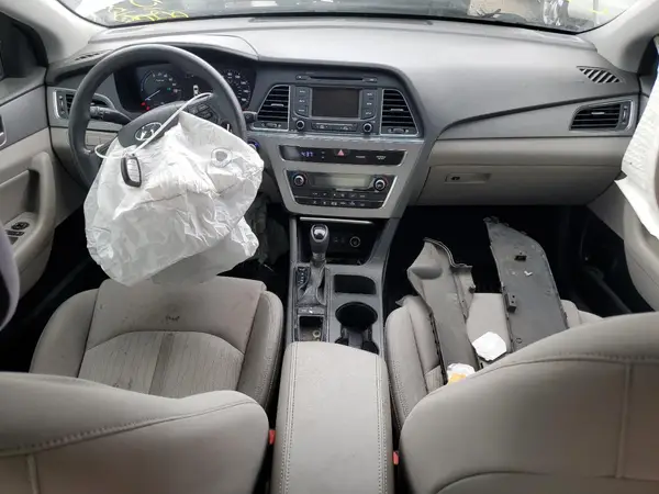 KMHE24L13GA015636 2016 HYUNDAI SONATA - Image 8