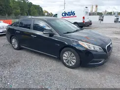 KMHE24L13GA016883 2016 HYUNDAI SONATA