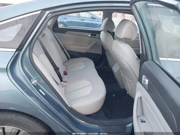KMHE24L13GA028094 2016 HYUNDAI SONATA - Image 8