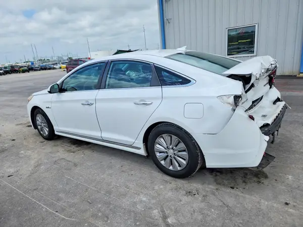 KMHE24L13GA038978 2016 HYUNDAI SONATA - Image 2