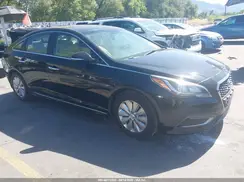 KMHE24L13HA044491 2017 HYUNDAI SONATA
