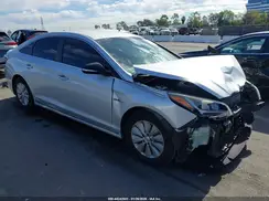 KMHE24L13HA046001 2017 HYUNDAI SONATA