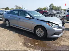 KMHE24L13HA048461 2017 HYUNDAI SONATA