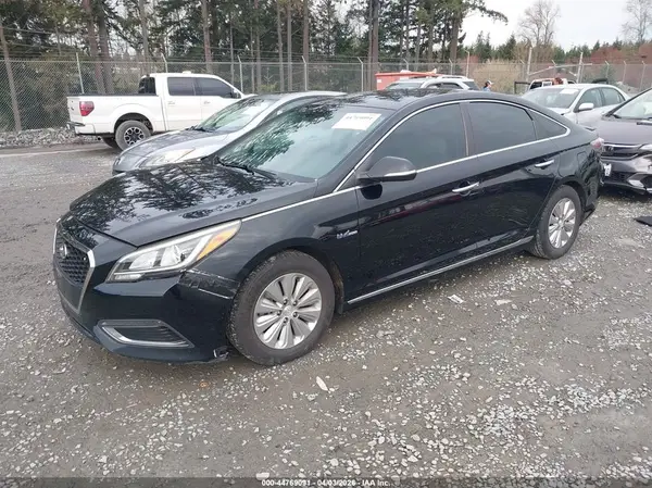 KMHE24L13HA051635 2017 HYUNDAI SONATA - Image 2