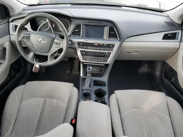 KMHE24L13HA058309 2017 HYUNDAI SONATA - Image 8