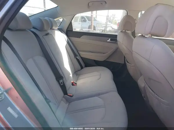 KMHE24L14GA010915 2016 HYUNDAI SONATA - Image 8