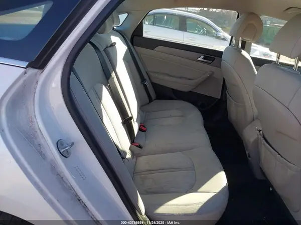 KMHE24L14GA010946 2016 HYUNDAI SONATA - Image 8