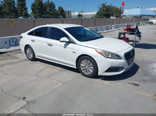 KMHE24L14GA011451 2016 HYUNDAI SONATA - Image 1