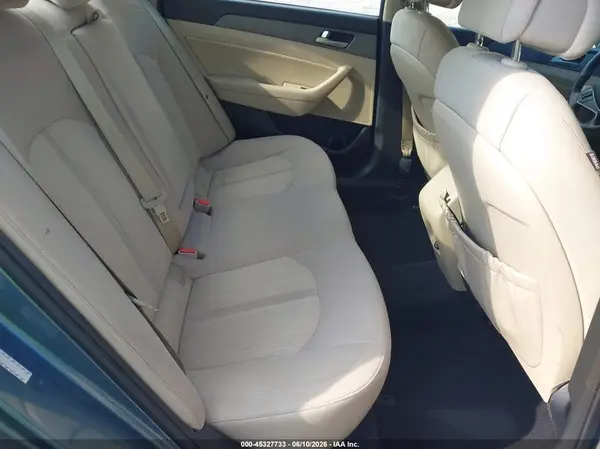 KMHE24L14GA015578 2016 HYUNDAI SONATA - Image 8