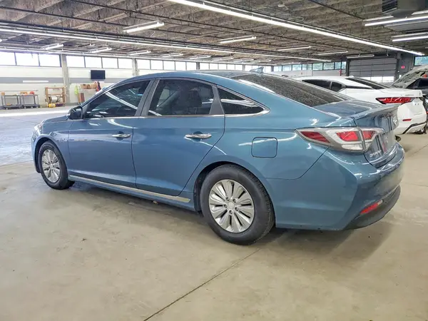 KMHE24L14GA015595 2016 HYUNDAI SONATA - Image 2
