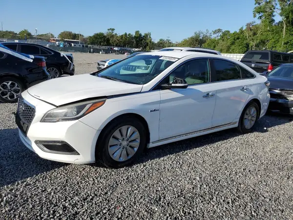 KMHE24L14GA022904 2016 HYUNDAI SONATA - Image 1