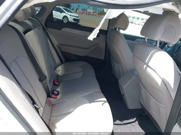KMHE24L14GA025933 2016 HYUNDAI SONATA - Image 8