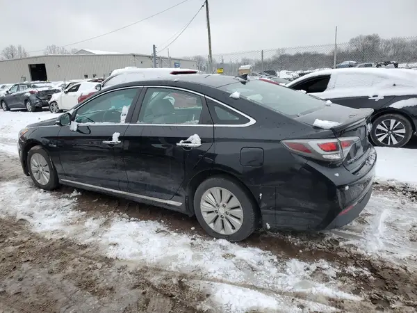 KMHE24L14GA031277 2016 HYUNDAI SONATA - Image 2