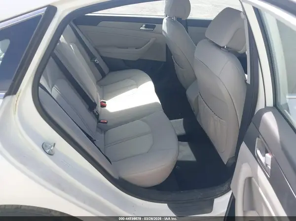 KMHE24L14GA032462 2016 HYUNDAI SONATA - Image 8