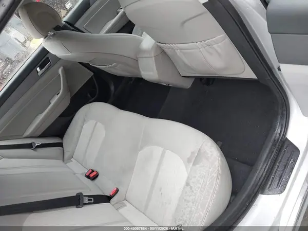 KMHE24L14GA040514 2016 HYUNDAI SONATA - Image 8