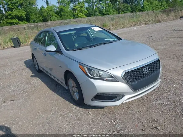 KMHE24L14GA042053 2016 HYUNDAI SONATA - Image 1