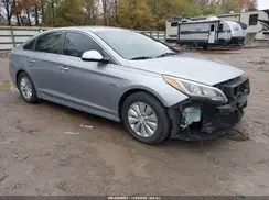 KMHE24L14HA047948 2017 HYUNDAI SONATA