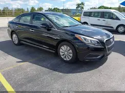 KMHE24L14HA047979 2017 HYUNDAI SONATA