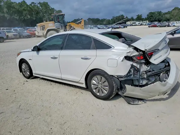 KMHE24L14HA054060 2017 HYUNDAI SONATA - Image 2