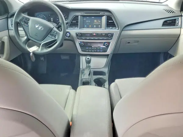KMHE24L14HA054060 2017 HYUNDAI SONATA - Image 8