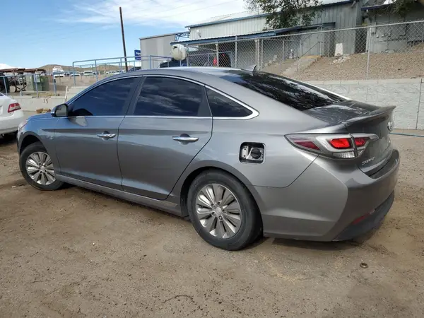 KMHE24L14HA057377 2017 HYUNDAI SONATA - Image 2
