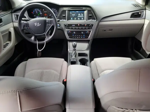 KMHE24L14HA057377 2017 HYUNDAI SONATA - Image 8