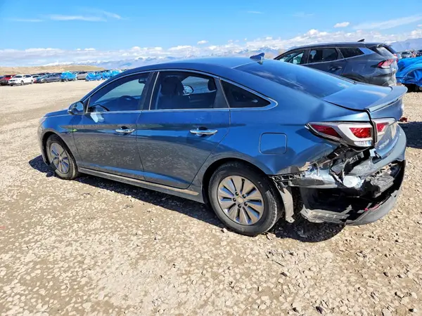 KMHE24L15GA012110 2016 HYUNDAI SONATA - Image 2