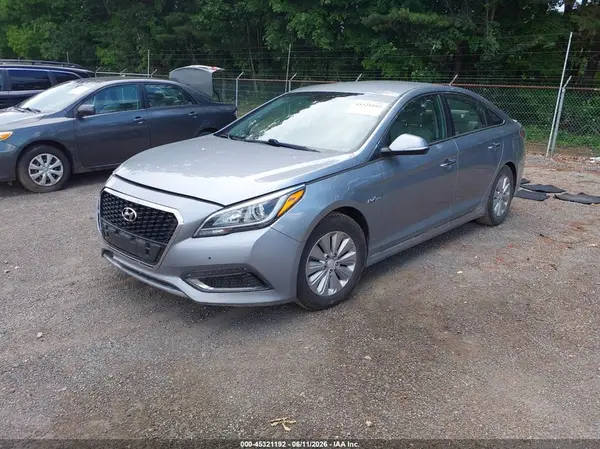 KMHE24L15GA015346 2016 HYUNDAI SONATA - Image 2