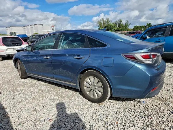 KMHE24L15GA016612 2016 HYUNDAI SONATA - Image 2