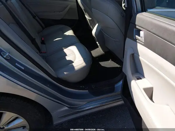 KMHE24L15GA024970 2016 HYUNDAI SONATA - Image 8
