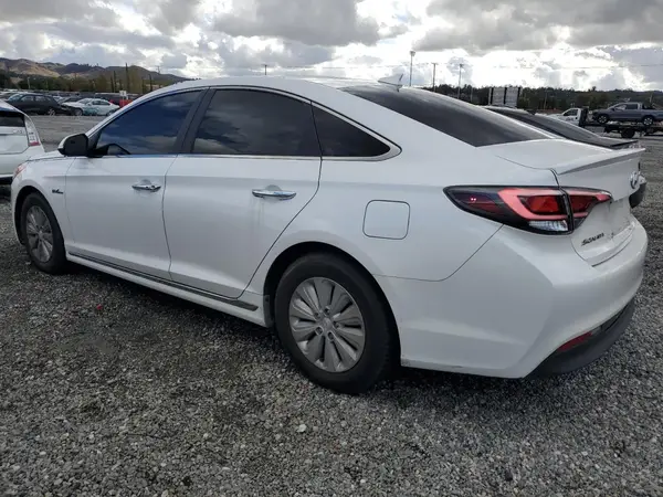 KMHE24L15GA027660 2016 HYUNDAI SONATA - Image 2